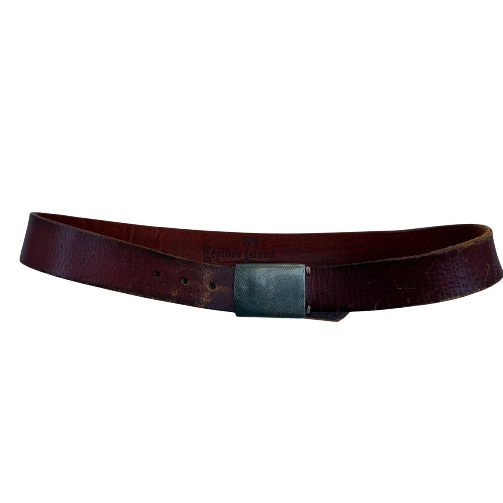 vtg leather Island Belt Men 32 Brown Distressed Leather Bill Lavin Plaque Buckle